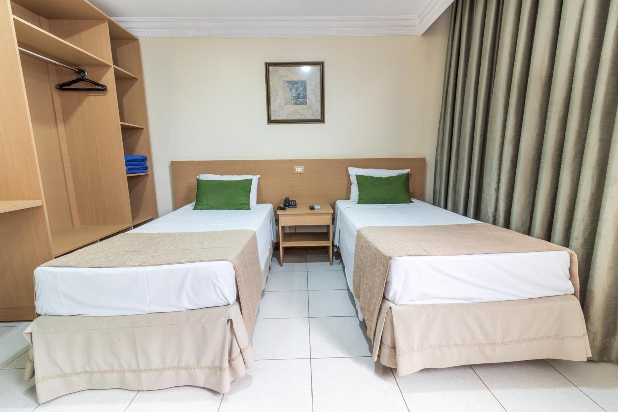 Umuarama Plaza Hotel By Castelo Itaipava Goiânia Eksteriør billede
