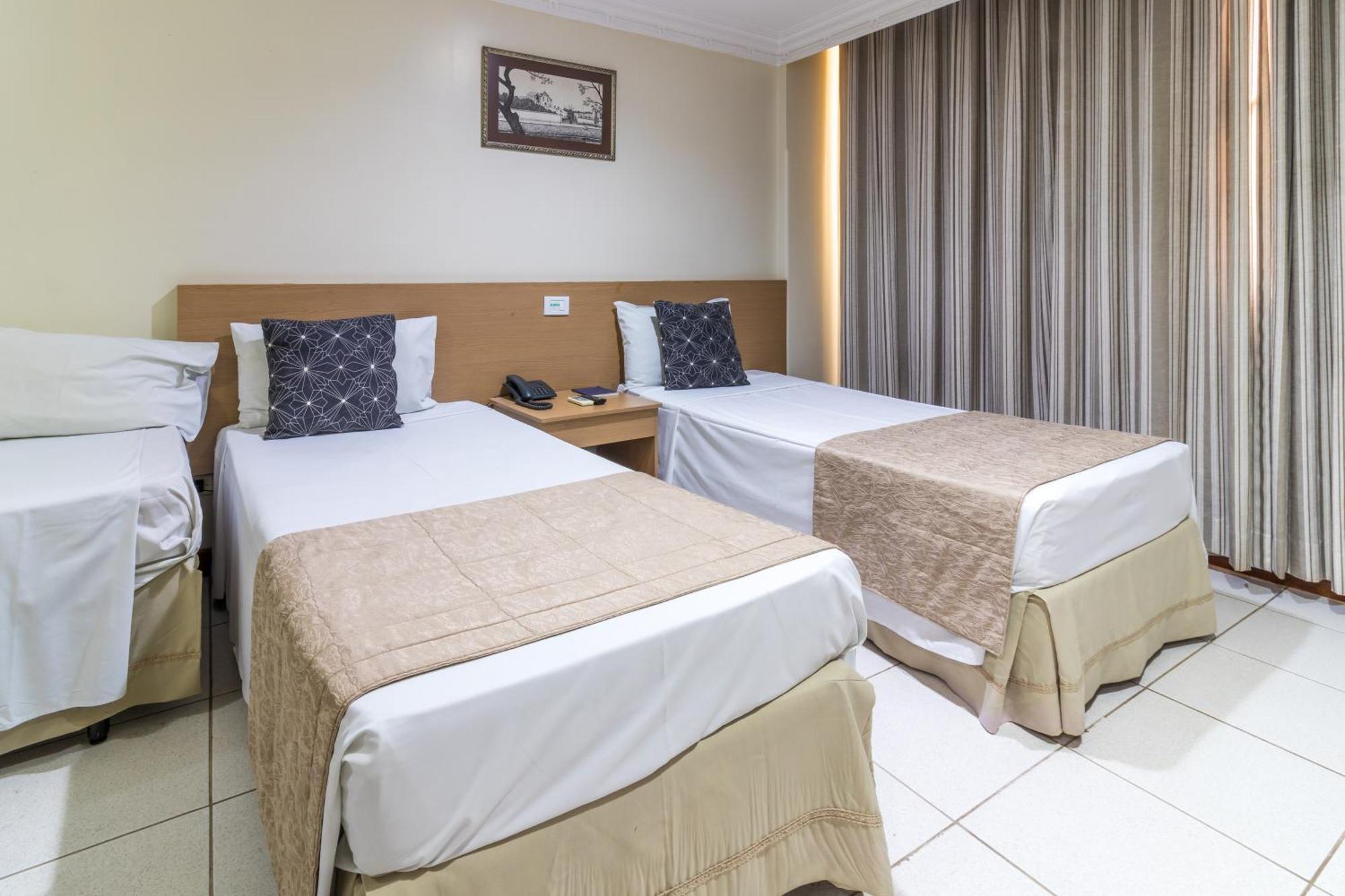 Umuarama Plaza Hotel By Castelo Itaipava Goiânia Eksteriør billede