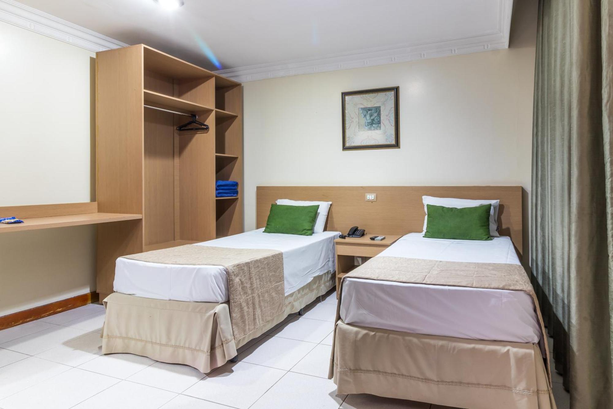 Umuarama Plaza Hotel By Castelo Itaipava Goiânia Eksteriør billede