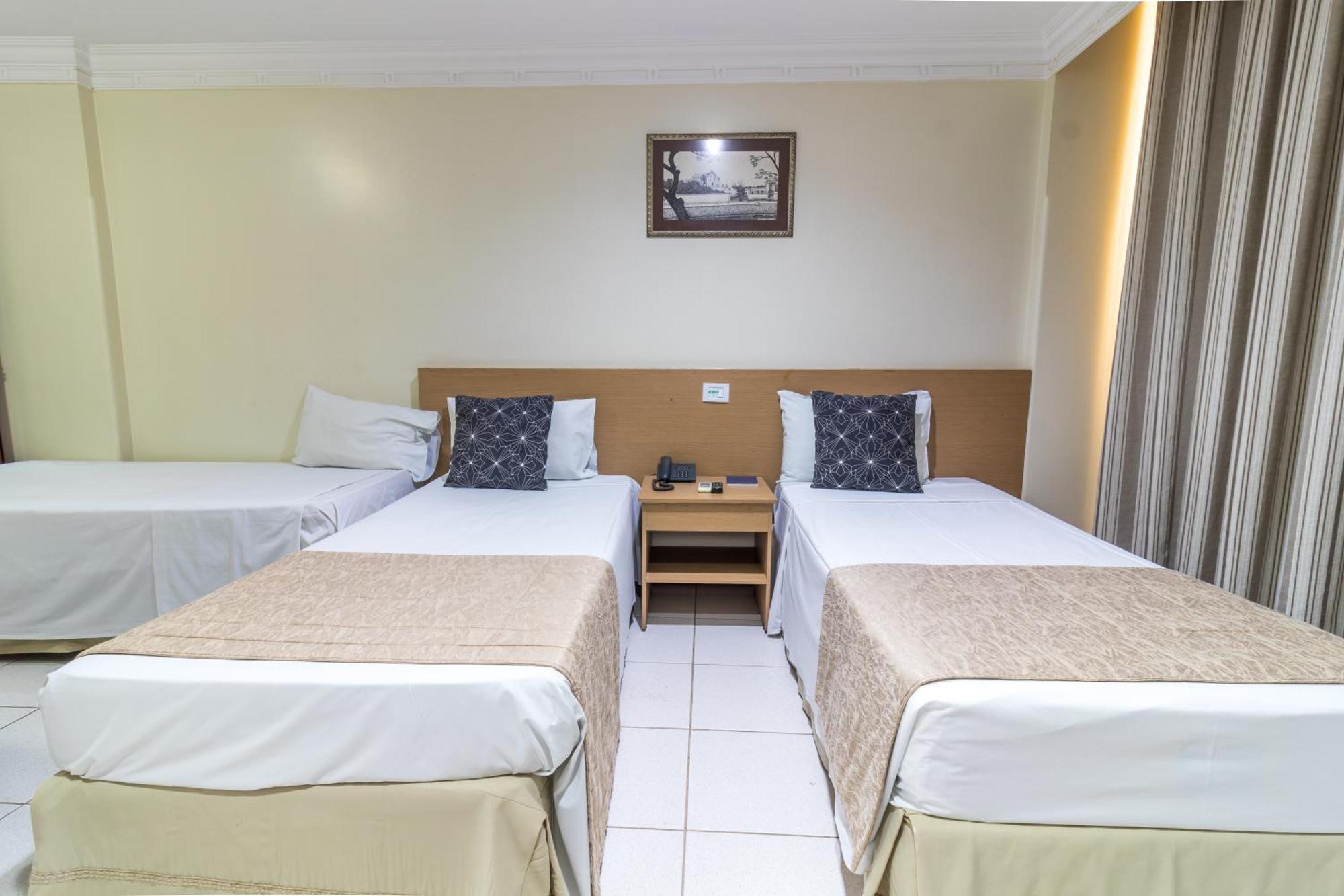 Umuarama Plaza Hotel By Castelo Itaipava Goiânia Eksteriør billede