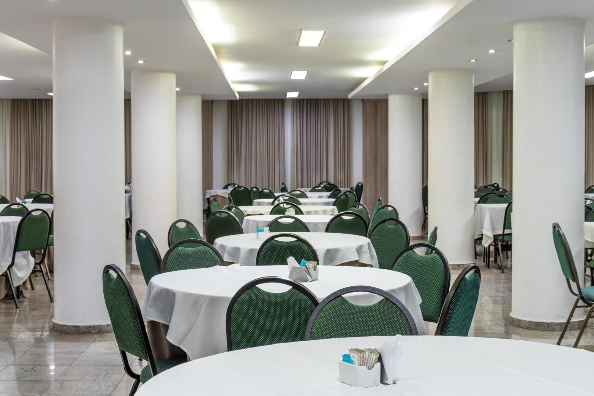 Umuarama Plaza Hotel By Castelo Itaipava Goiânia Eksteriør billede